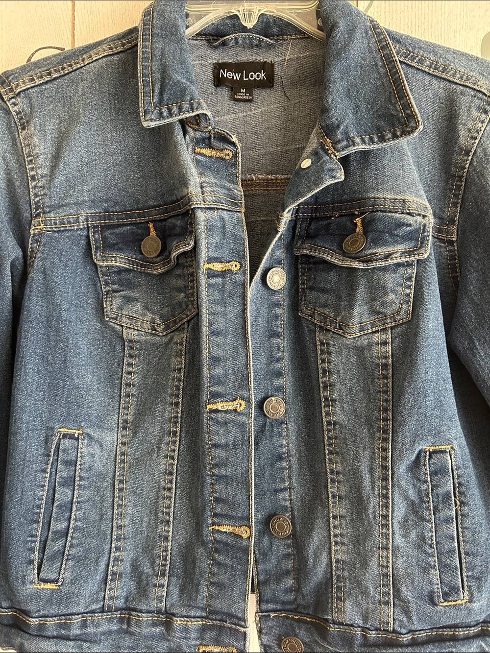 New Look Medium Wash Blue Denim Trucker Jacket size medium - Picture 2 of 6
